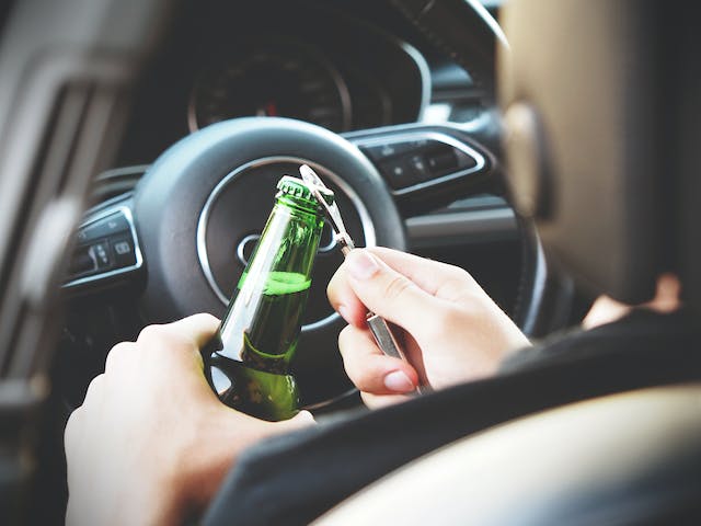 Alkohol za volantom: Rizikové správanie s devastačnými  následkami