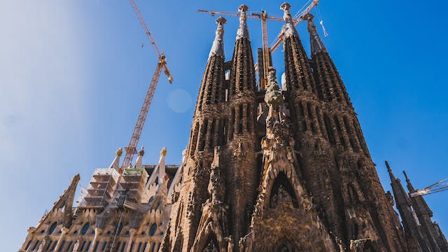 Barcelona: Klenot Katalánska s pôvabom mesta, ktoré nikdy nespí