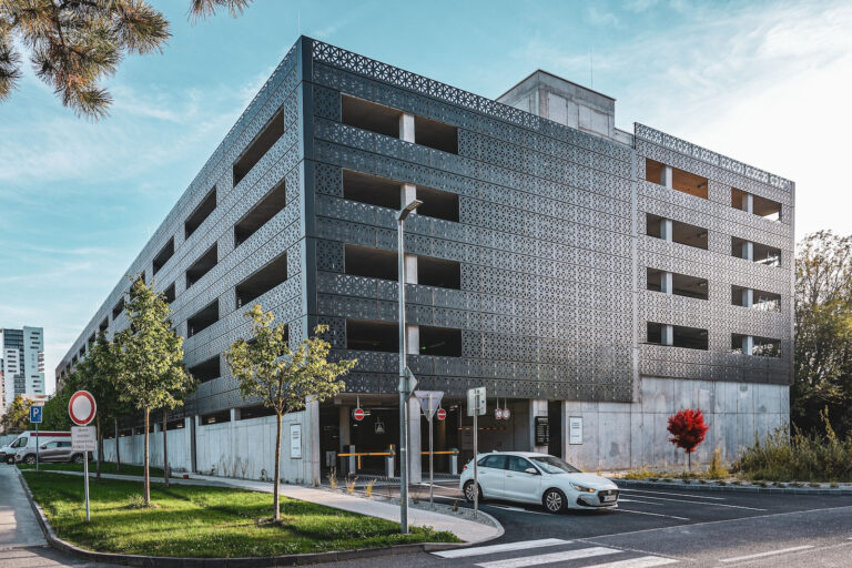 Nová éra parkovacích domov: Moderný prístup k funkcii, estetike a príklad z praxe – NORDCITY Parkovací dom v Žiline