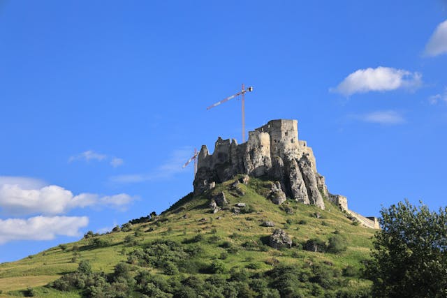 Tajomný svet slovenských hradov
